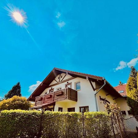 Sommer Panzio Balatonföldvár Extérieur photo