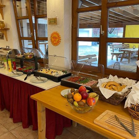 Sommer Panzio Balatonföldvár Extérieur photo