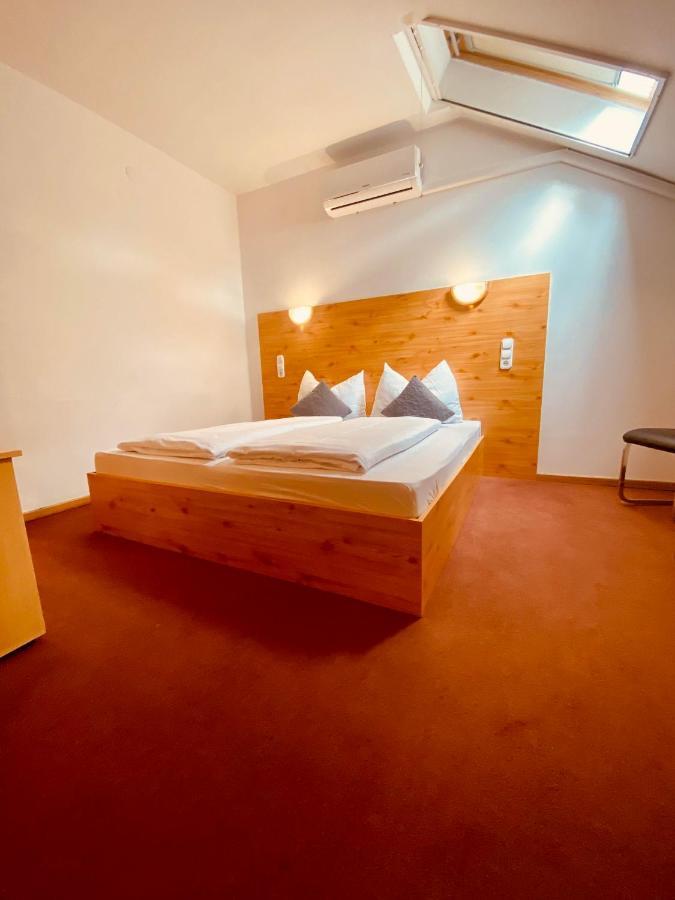 Sommer Panzio Balatonföldvár Extérieur photo